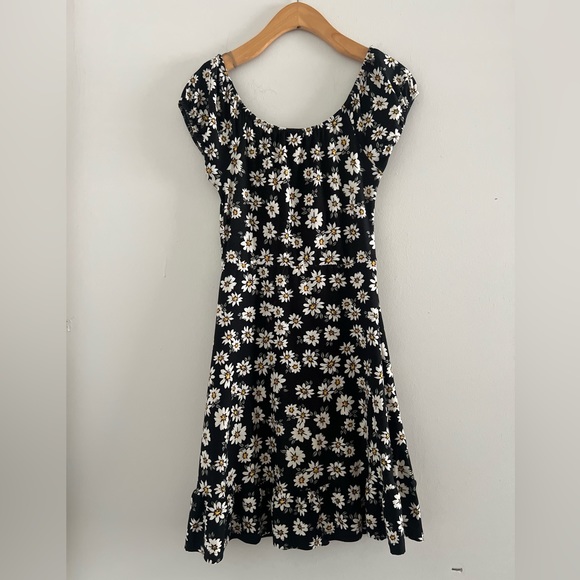 No Boundaries Mini Stretch Daisy Peasant Dress Sz XS - Picture 3 of 3